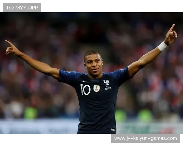 世界杯姆巴佩单刀低推破门完成致命一击