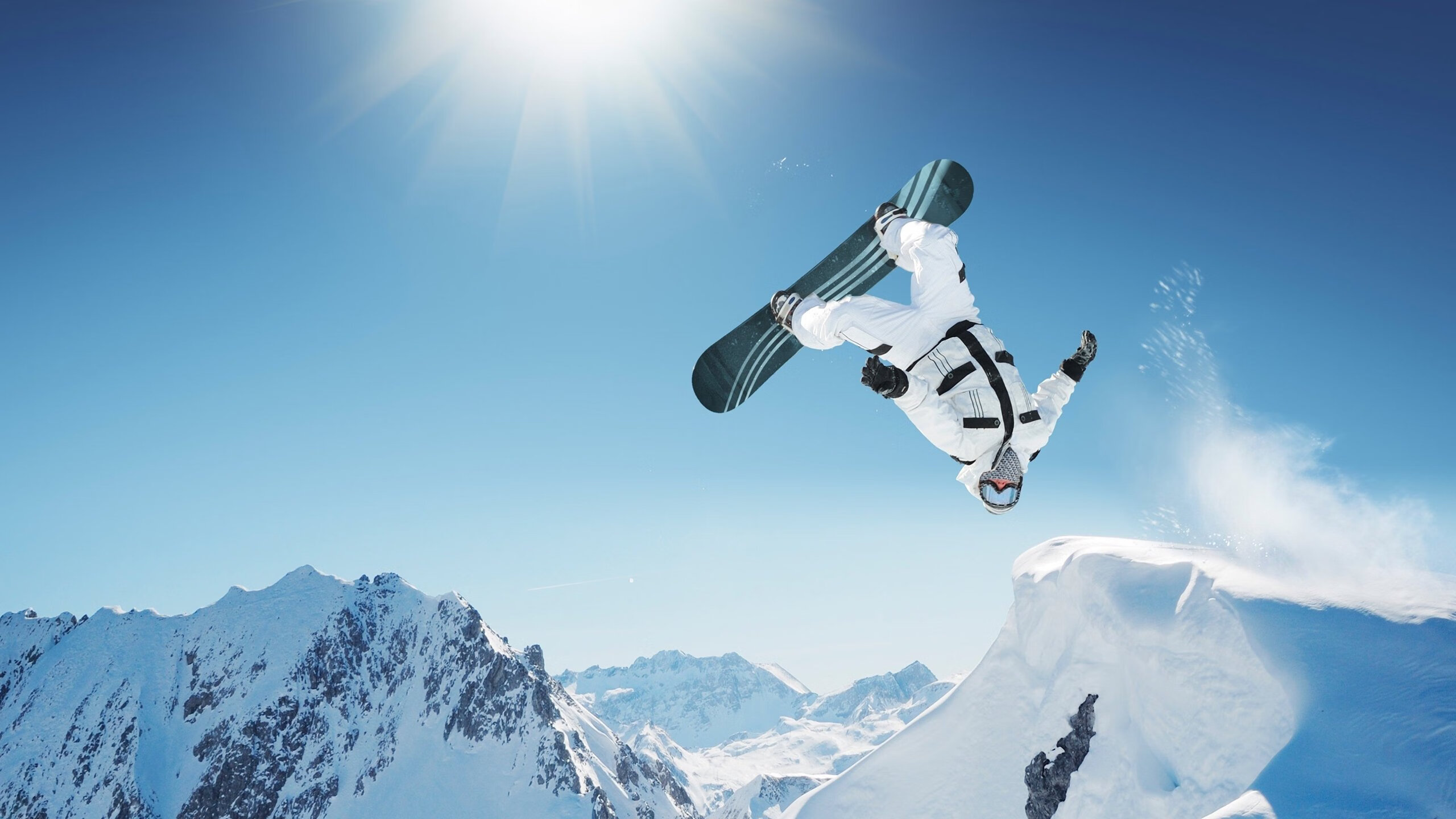 勇士队寻求第三冠，士气高涨，勇士三个冠军的对手是谁